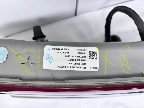 2017-2019 2020 LINCOLN CONTINENTAL LED REAR OEM CENTER TAIL LIGHT GD9B13B433AU - Image 15