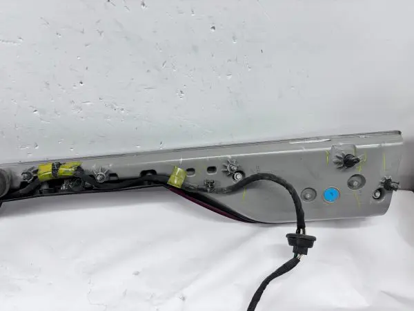 2017-2019 2020 LINCOLN CONTINENTAL LED REAR OEM CENTER TAIL LIGHT GD9B13B433AU - Image 16
