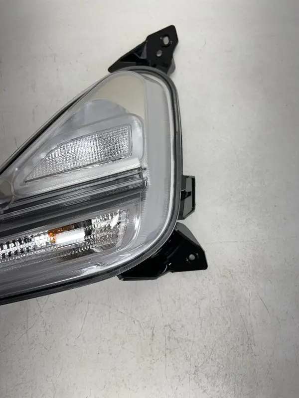 🌟🌟 92305-M7000 2019 2020 2021 KIA FORTE FRONT LEFT FOG LIGHT TURN SIGNAL - Image 4