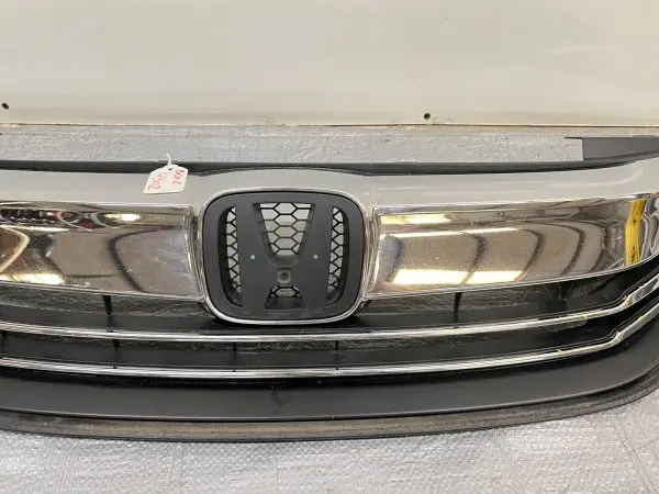 71121-T2FX-A5 2016 2017 HONDA ACCORD GRILLE OEM GENUINE SEDAN CHROME - Image 5