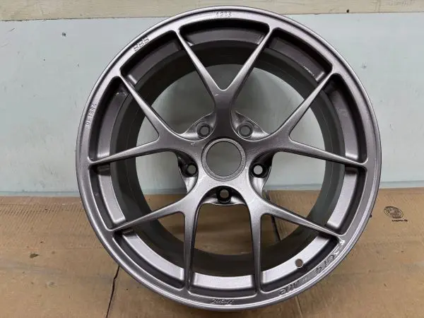 PORSCHE GT4 MR BBS CLUBSPORT 4 WHEELS SILVER GOLD FRONT 9X18 AND REAR 10.35X18