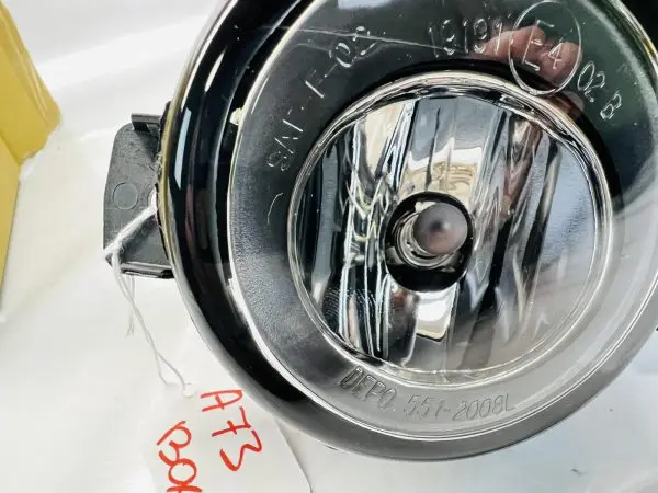 261558990A 551200LAQ NISSAN ROGUE SENTRA G37 M35 M45 LEFT DEPO FOG LIGHT - Image 5