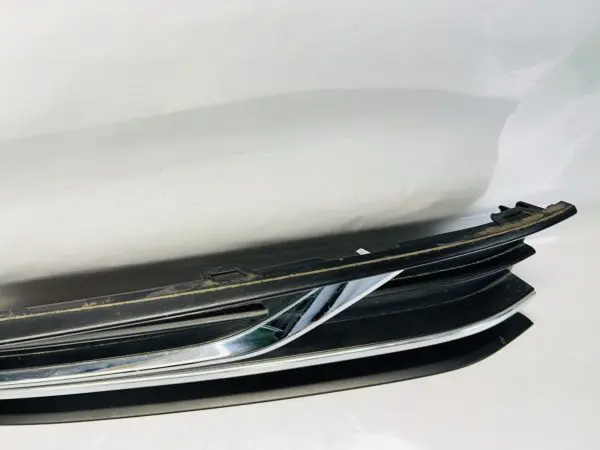2012 2013 2014 2015 VW PASSAT FRONT RIGHT OEM FOG LIGHT BEZEL TRIM COVER BUMPER - Image 7