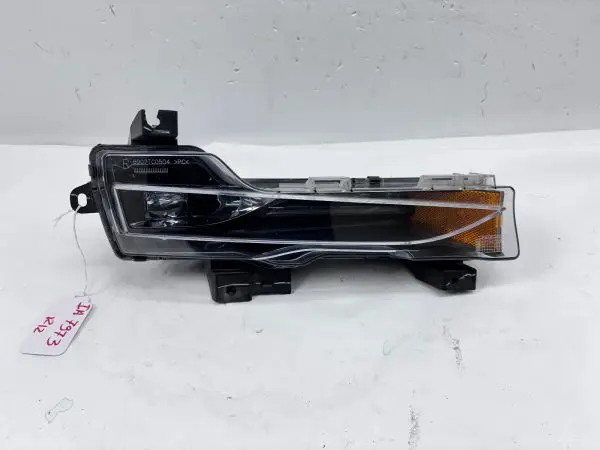 2017 2018 2019 2020 2021 2022 2023 TESLA MODEL 3 Y LED FRONT RIGHT OEM FOG LIGHT