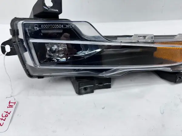 2017 2018 2019 2020 2021 2022 2023 TESLA MODEL 3 Y LED FRONT RIGHT OEM FOG LIGHT - Image 9