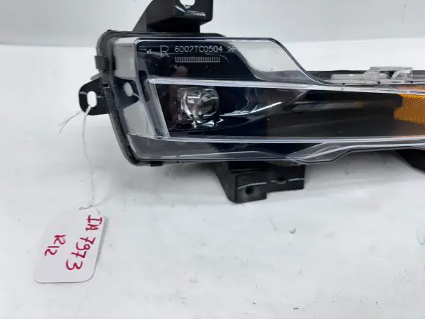 2017 2018 2019 2020 2021 2022 2023 TESLA MODEL 3 Y LED FRONT RIGHT OEM FOG LIGHT - Image 10