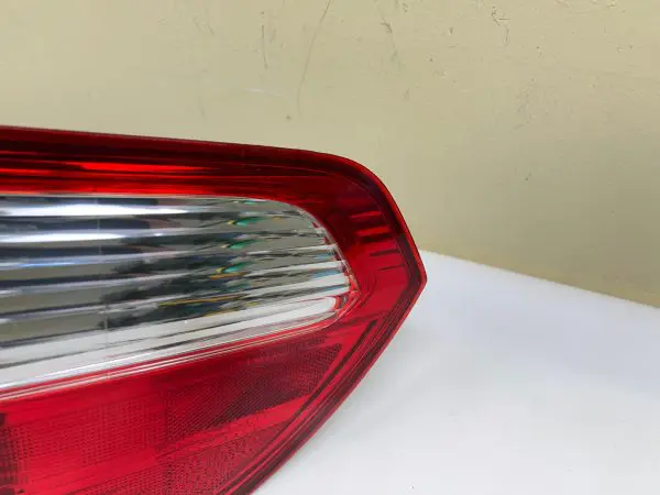 2005 2006 2007 HONDA ODYSSEY HALOGEN REAR RIGHT OEM TAIL LIGHT - Image 3