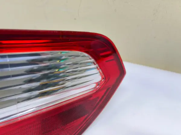 2005 2006 2007 HONDA ODYSSEY HALOGEN REAR RIGHT OEM TAIL LIGHT - Image 4