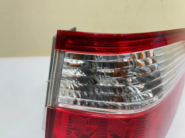 2005 2006 2007 HONDA ODYSSEY HALOGEN REAR RIGHT OEM TAIL LIGHT - Image 10