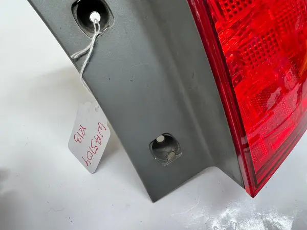 2005 2006 2007 HONDA ODYSSEY HALOGEN REAR RIGHT OEM TAIL LIGHT - Image 14