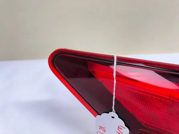 2018 2019 2020 NISSAN KICKS HALOGEN REAR  LEFT OEM TAIL LIGHT - Image 7