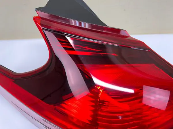2018 2019 2020 NISSAN KICKS HALOGEN REAR  LEFT OEM TAIL LIGHT - Image 10
