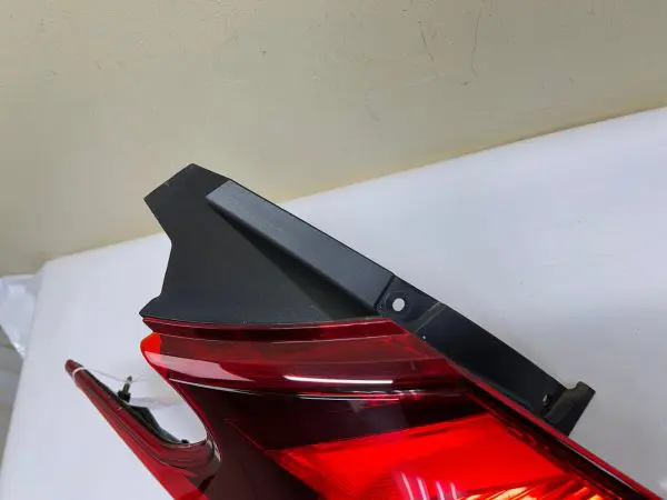 2018 2019 2020 NISSAN KICKS HALOGEN REAR  LEFT OEM TAIL LIGHT - Image 11