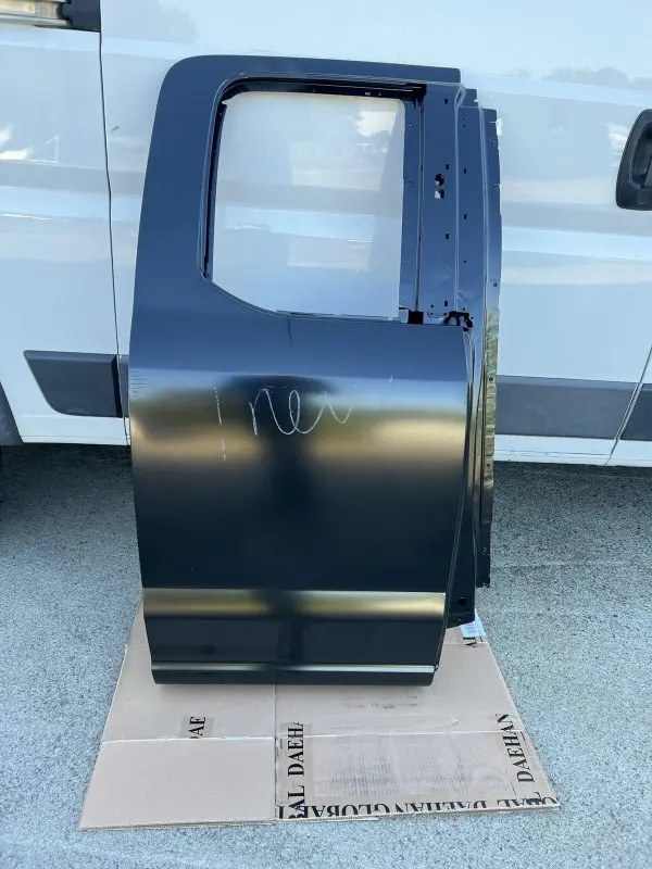 15 2016 2017 2018 2019 2020 2021 2022 Ford F150 F250 F350 Rear RH Extended Door