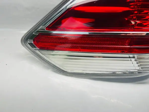 2014 2015 2016 NISSAN ROGUE HALOGEN  REAR LEFT OEM TAIL LIGHT - Image 7