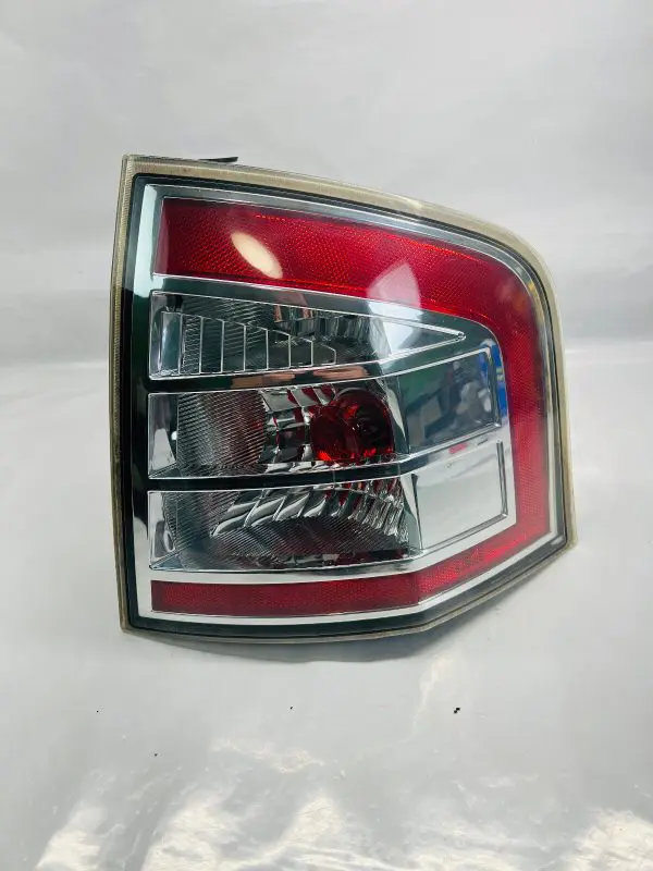 2007 2008 2009 2010 FORD EDGE REAR RIGHT OEM TAIL LIGHT - Image 2