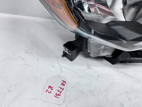 ALL TABS 2017 2018 2019 2020 NISSAN ROGUE HALOGEN LEDFRONT RIGHT OEM HEADLIGHT - Image 10