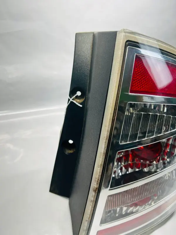 2007 2008 2009 2010 FORD EDGE REAR RIGHT OEM TAIL LIGHT - Image 8