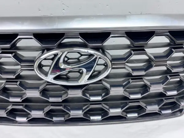 86366-S2100  2019 2020 HYUNDAI SANTA FE FRONT OEM GRILLE - Image 6