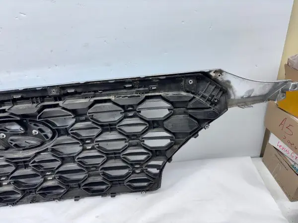 86366-S2100  2019 2020 HYUNDAI SANTA FE FRONT OEM GRILLE - Image 14