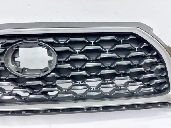 53111-0A180  2022 2023 2024 TOYOTA COROLLA CROSS GRAY SILVER FRONT OEM GRILLE - Image 11