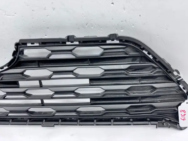 2019 2020 2021 2022 2023 2024 TOYOTA RAV4 BLACK FRONT UPPER  OEM GRILLE - Image 4