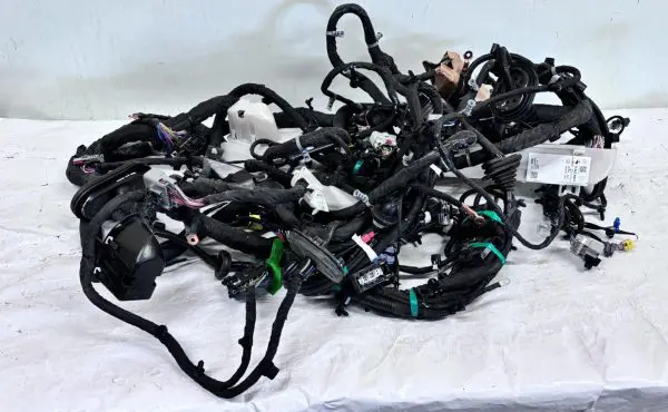 OEM 2020 CHEVY EQUINOX 2.0L 4 CYL MAIN WIRE HARNESS 84780793