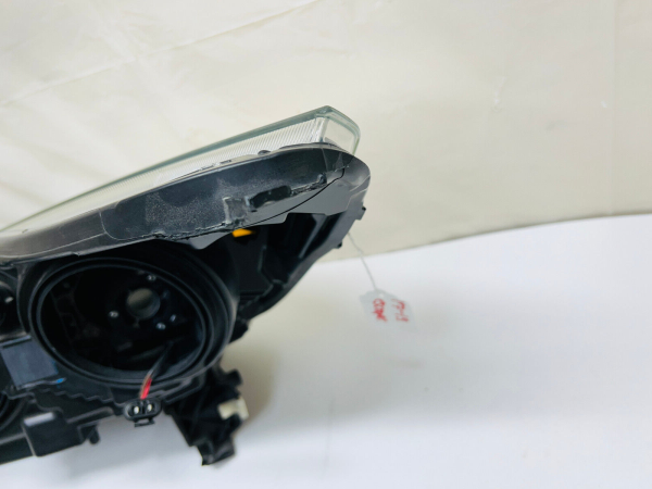 GJ5413W029BF  2017 2018 2019 FORD ESCAPE HALOGEN LED FRONT RIGHT OEM HEADLIGHT - Image 13