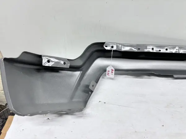OEM 2022 2023 2024 CHEVY SILVERADO 1500 FRONT BUMPER 85646045 - Image 18