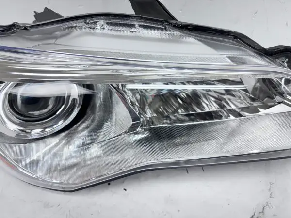 NICE 2015 2016 2017 TOYOTA CAMRY HALOGEN FRONT RIGHT OEM HEADLIGHT - Image 8