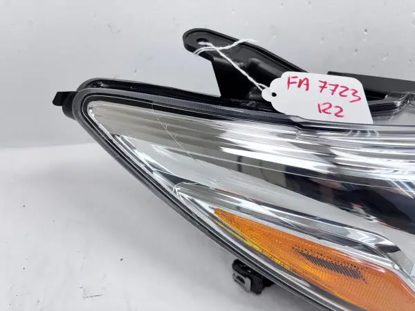 NICE 2015 2016 2017 TOYOTA CAMRY HALOGEN FRONT RIGHT OEM HEADLIGHT - Image 12