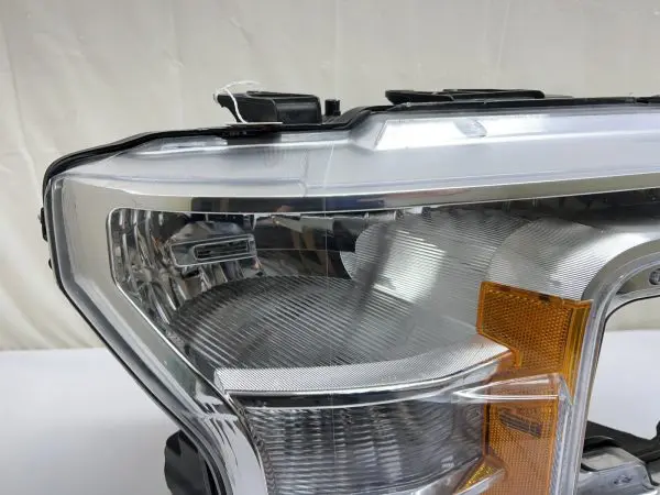 KL3413005AA 2018 2019 2020 FORD F150 HALOGEN FRONT RIGHT OEM HEADLIGHT - Image 4