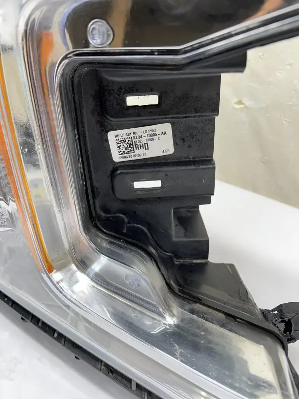 KL3413005AA 2018 2019 2020 FORD F150 HALOGEN FRONT RIGHT OEM HEADLIGHT - Image 7
