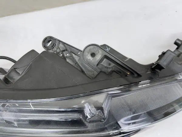 2016 2017 2018 2019 NISSAN SENTRA HALOGEN FRONT RIGHT OEM HEADLIGHT - Image 10