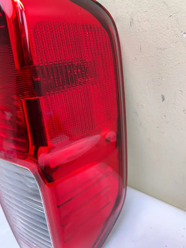 🎈2014 2015 2016 2017 2018 2019 2020 2021 NISSAN FRONTIER RIGHT OEM TAIL LIGHT - Image 6