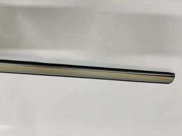 20902590 2011-2014 2015 2016 2017 buick enclave rear left door belt molding oem - Image 5