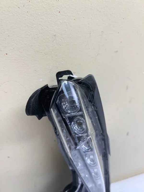 NICE ALL TABS 2017 2018 2019 TOYOTA COROLLA LED FRONT LEFT OEM FOG LIGHT - Image 10