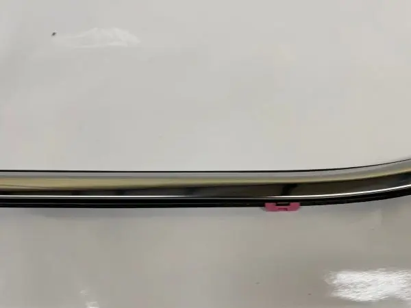 84842450  2019 2020 2021 2022 2023 gmc sierra rear left door belt molding oem - Image 4