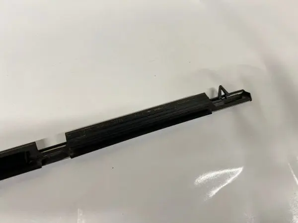 75720-0e100 2020-2022 2023 toyota highlander front left door belt molding oem - Image 12