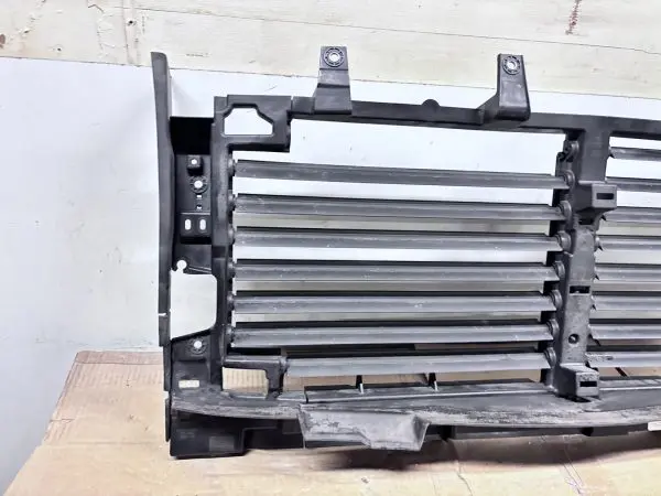 2019 2020 2021 2022 2023 CHEVY SILVERADO 1500 OEM RADIATOR SHUTTER 84652495 - Image 7