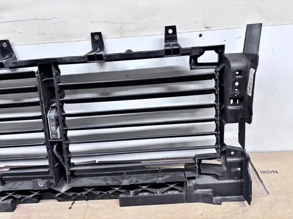 2019 2020 2021 2022 2023 CHEVY SILVERADO 1500 OEM RADIATOR SHUTTER 84652495 - Image 11
