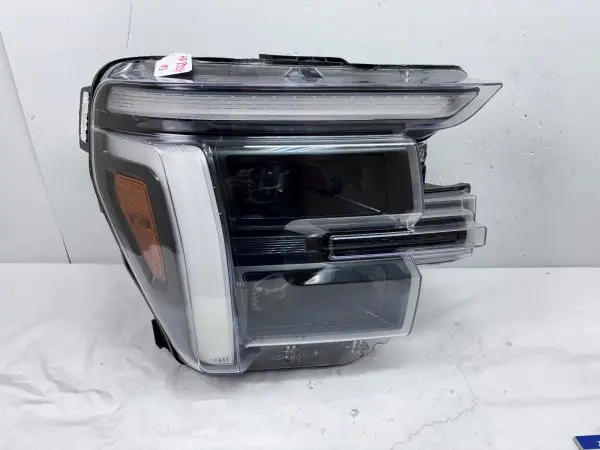 2024 2025 FORD F150 RAPTOR LED FRONT RIGHT OEM HEADLIGHT DAMAGED
