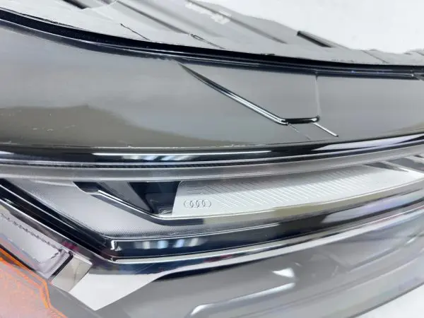 80A941034H  2021 2022 2023 2024 AUDI Q5 SQ5  LED FRONT RIGHT OEM HEADLIGHT - Image 11
