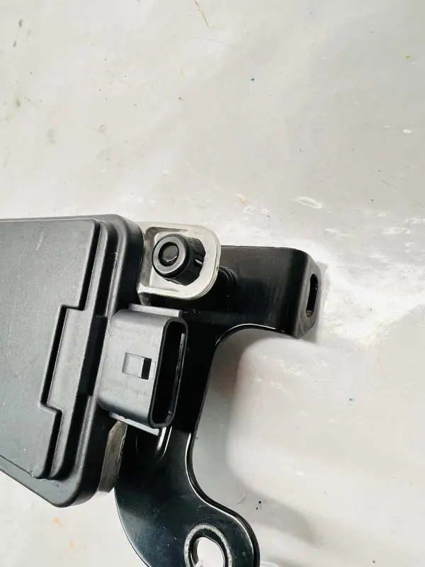 OEM Kia Telluride 2020 2021 2022 99110-S9100 Cruise Control Distance Sensor - Image 4