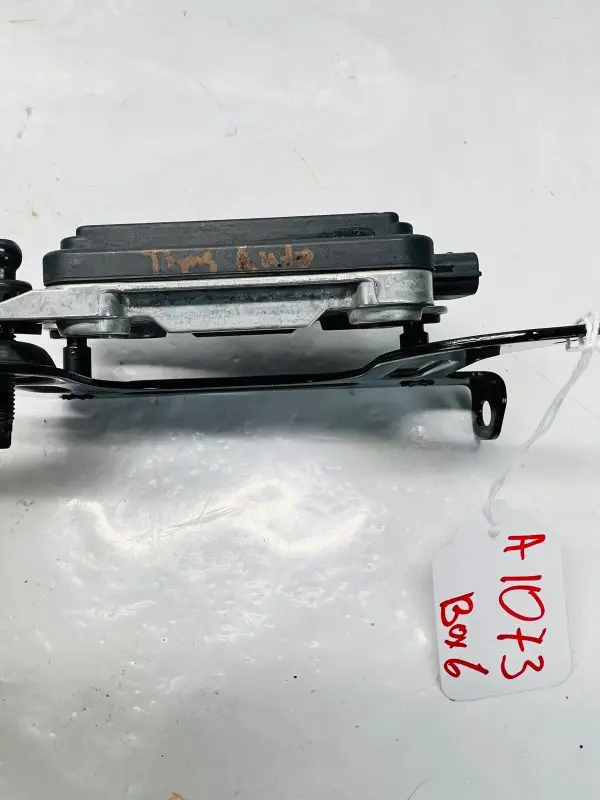 OEM Kia Telluride 2020 2021 2022 99110-S9100 Cruise Control Distance Sensor - Image 7