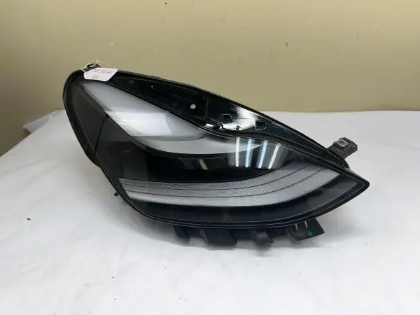 2021 2022 2023 TESLA 3Y LED PROJECTOR MATRIX  RIGHT OEM HEADLIGHT 1514953-00-D