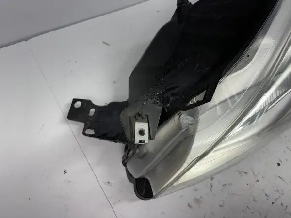 2013 2014 2015 2016 ford escape halogen front left oem headlight - Image 19