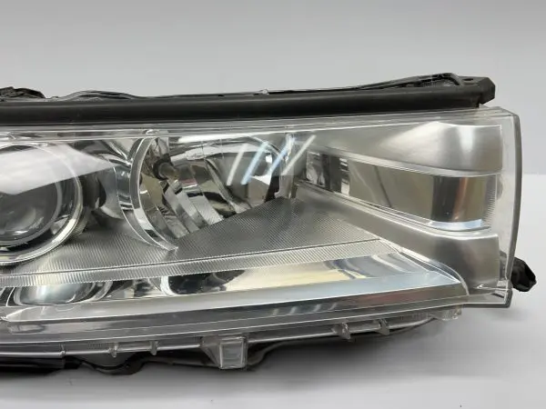 🎈all tabs 2017 2018 2019 toyota highlander halogen front right oem headlight - Image 3