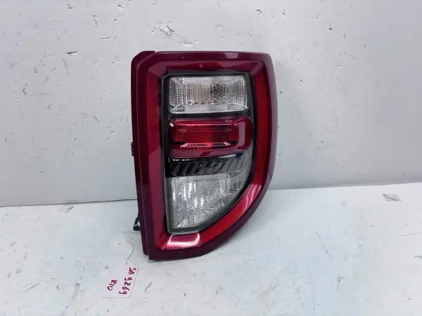 M1PB13404AF  2021 2022 2023 2024 FORD BRONCO SPORT LED REAR RIGHT OEM TAIL LIGHT