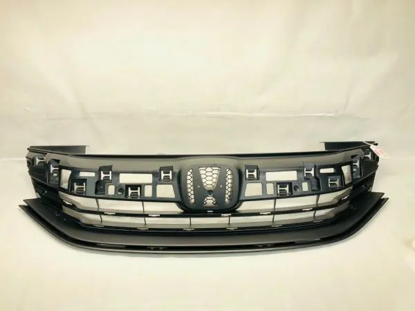 71121T2FXA5 2016 2017 HONDA ACCORD SEDAN FRONT OEM GRILLE BASE